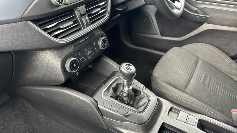 Ford Focus 1.0 EcoBoost 125 Active 5dr Petrol Estate